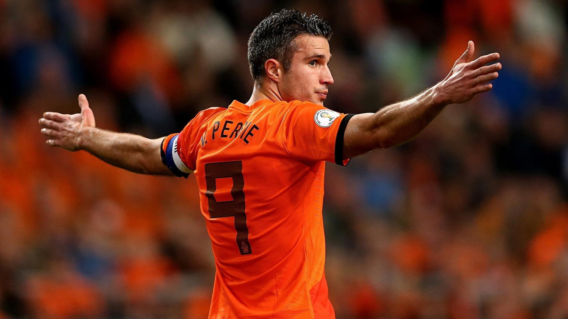 亚运会战况：广东男篮防线稳固，切尔西进攻受阻，莱万成最佳